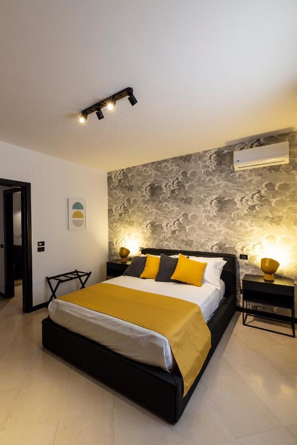 Laus App. 1 - Art & Design Nel Cuore Di Bari - Via Dante Alighieri Exterior foto